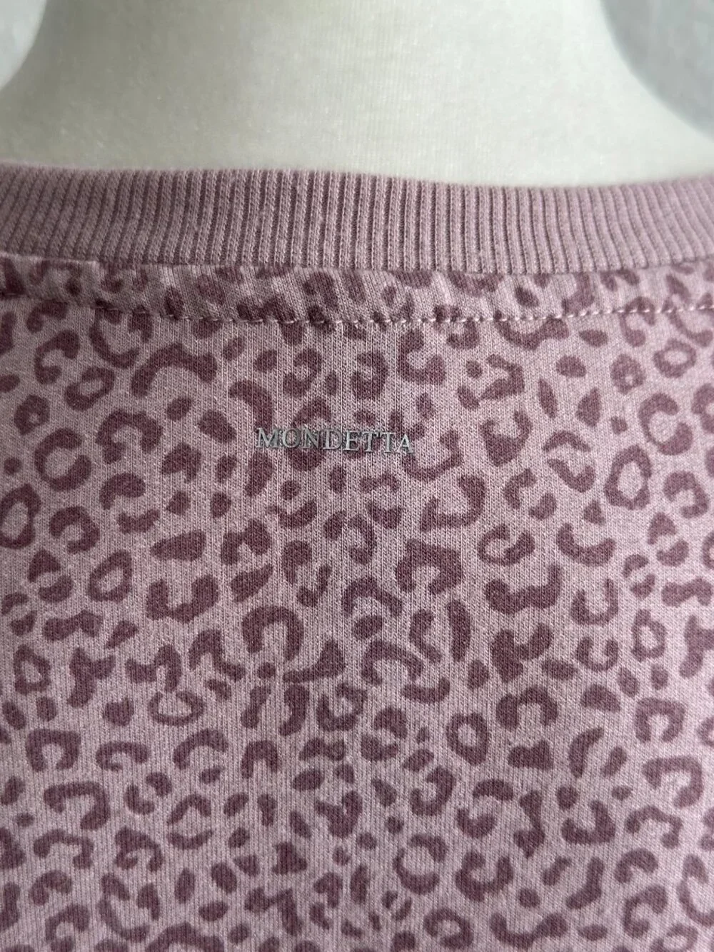 Mondetta Pink Leopard Print Sweatshirt Small Athleisure Crewneck Soft Cozy Top - Picture 6 of 8